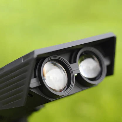 Soldriven LED Spotlight – Justerbar Zoom, RGB & Varmvitt, IP65 för Trädgård och Uteplats